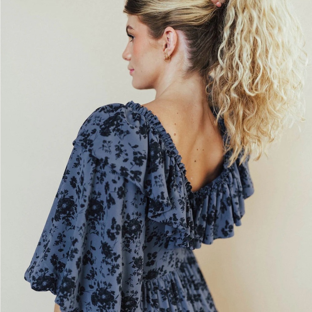 Henly Nightingale maxi Dress in Navy